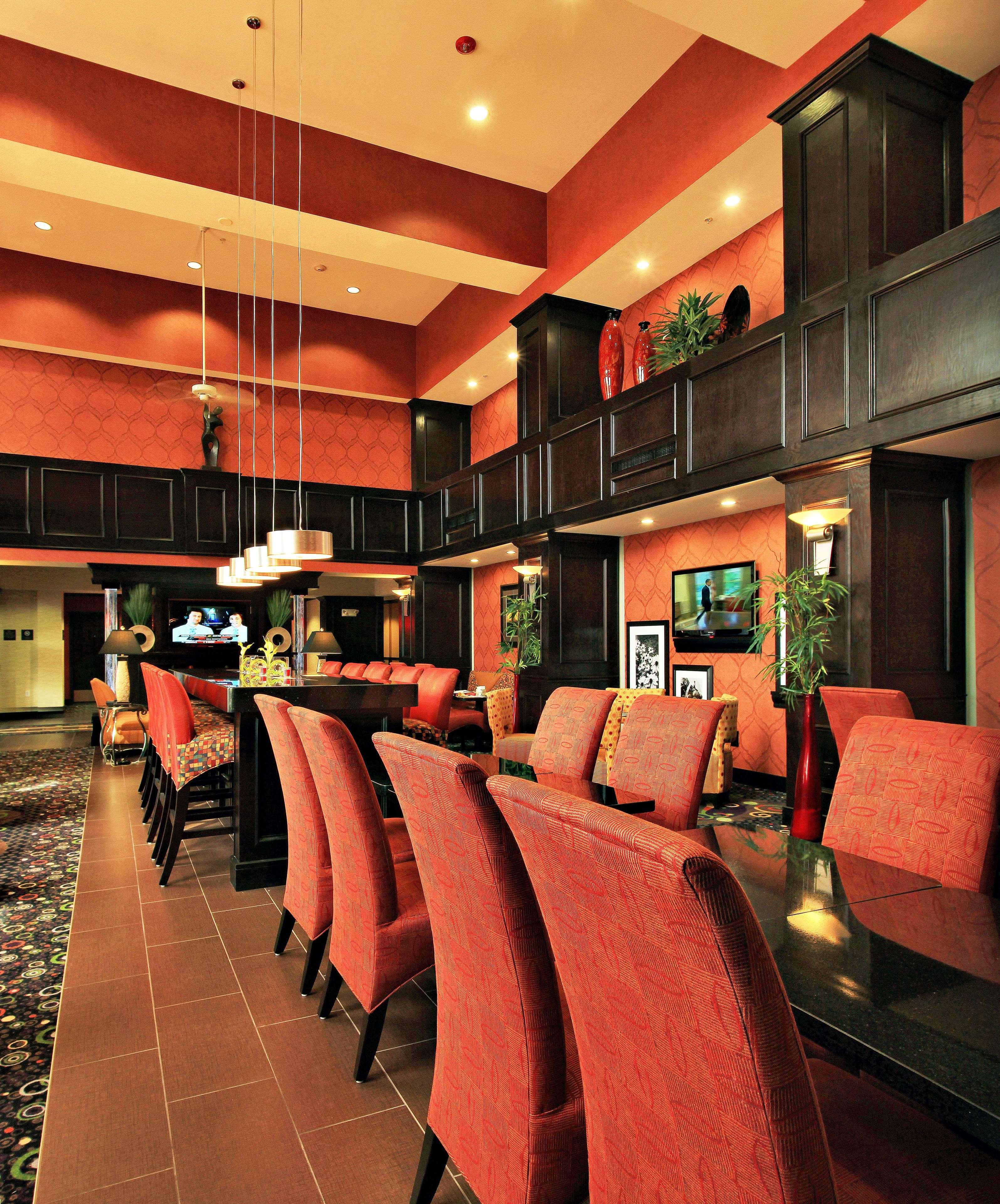 Hampton Inn And Suites Dallas/Lewisville-Vista Ridge Mall Restaurant photo