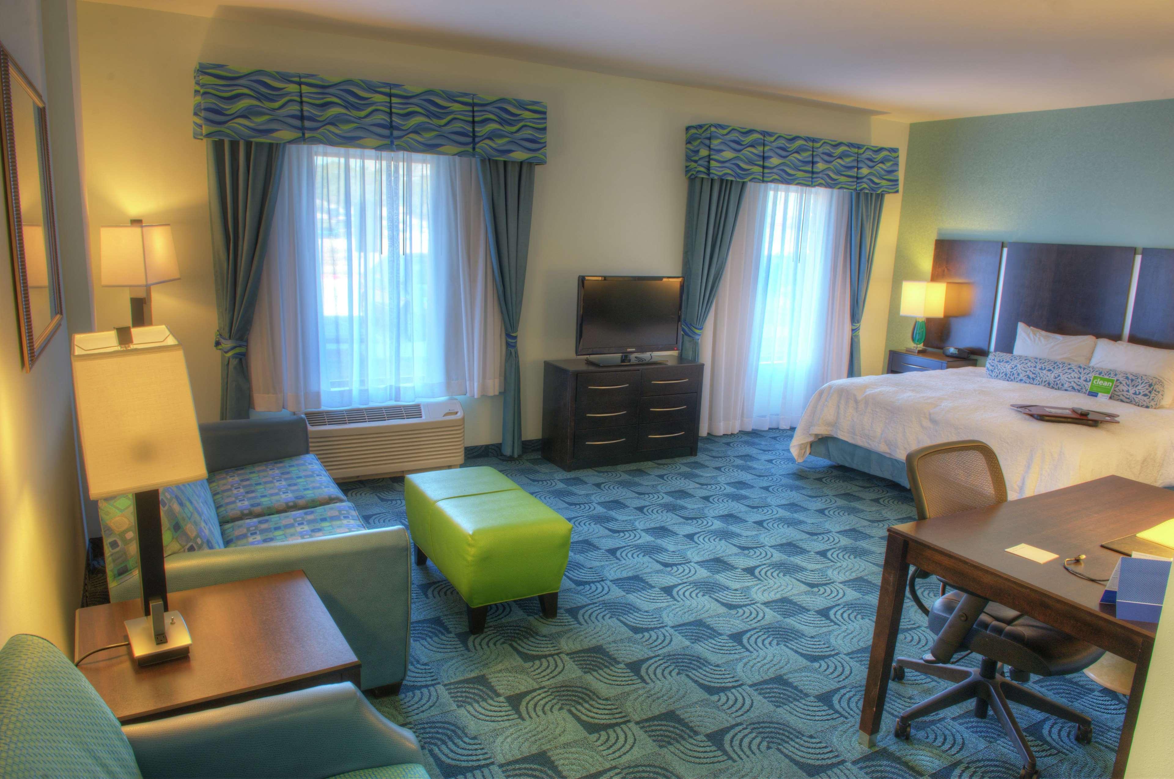 Hampton Inn And Suites Dallas/Lewisville-Vista Ridge Mall Room photo