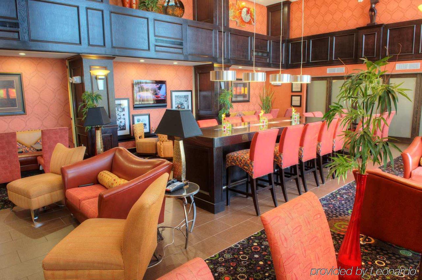 Hampton Inn And Suites Dallas/Lewisville-Vista Ridge Mall Restaurant photo